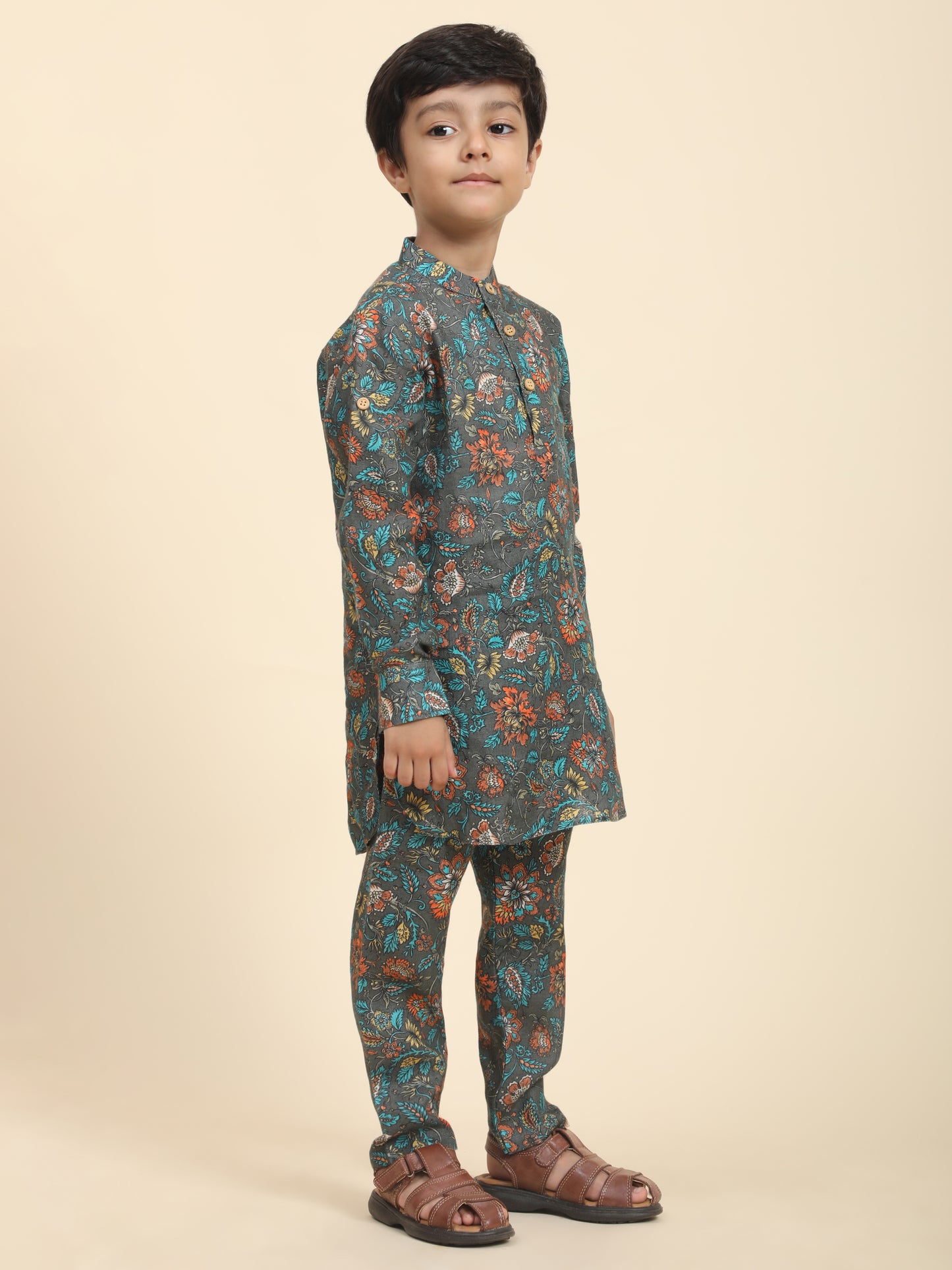 Dark flowers Print Pure Linen Kurta  and Pajama Set