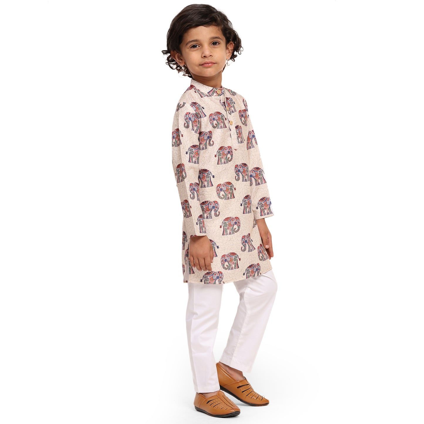 Royal Elephant print Vestiario's Blend Linen Kurta Pajama Set