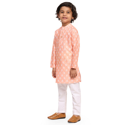 White Orange Flower Print  Vestiario's Blend Linen Kurta Pajama Set